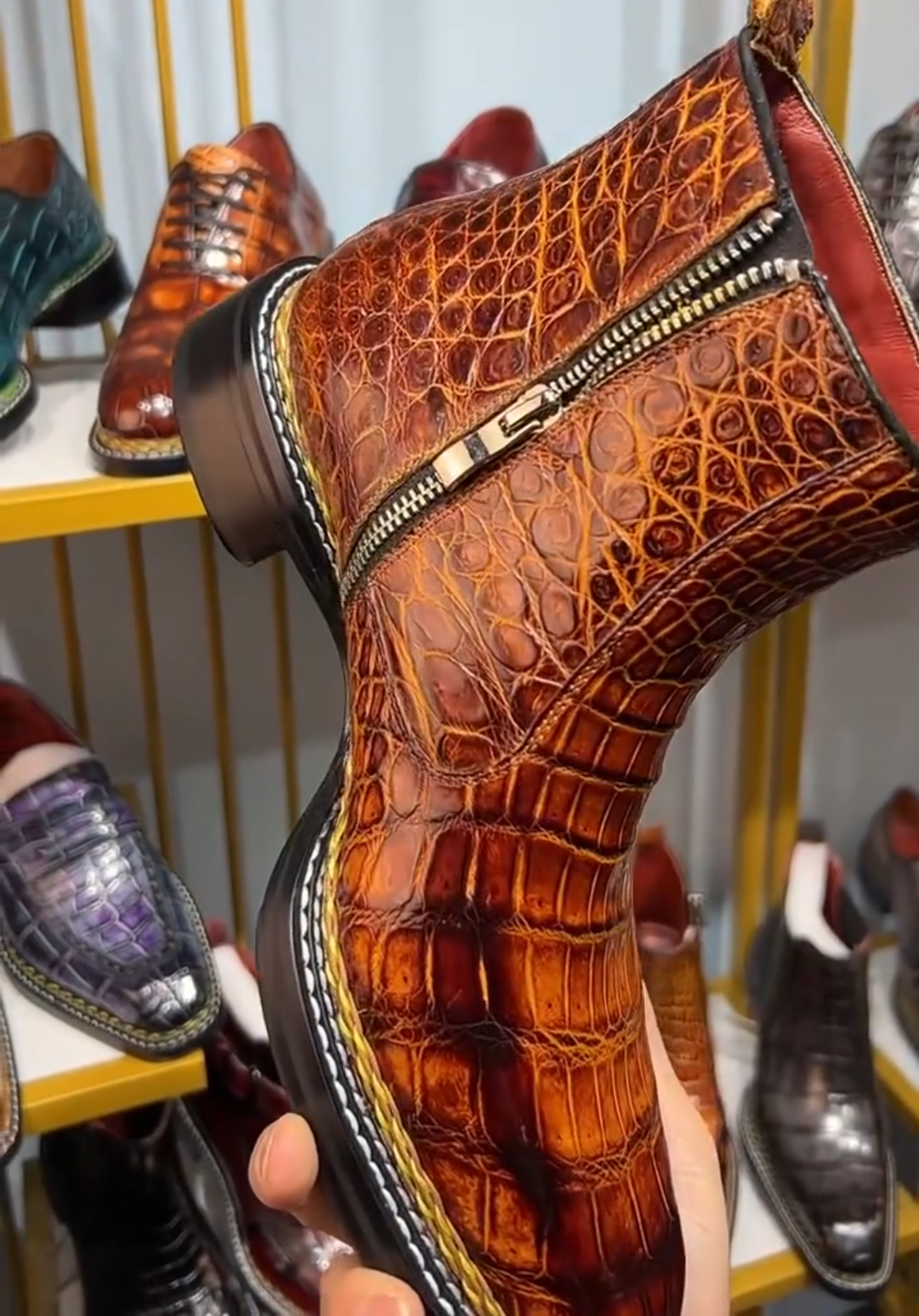 Fleece-lined warm Chelsea boots