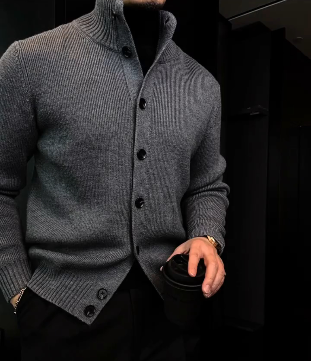 Knitted cardigan