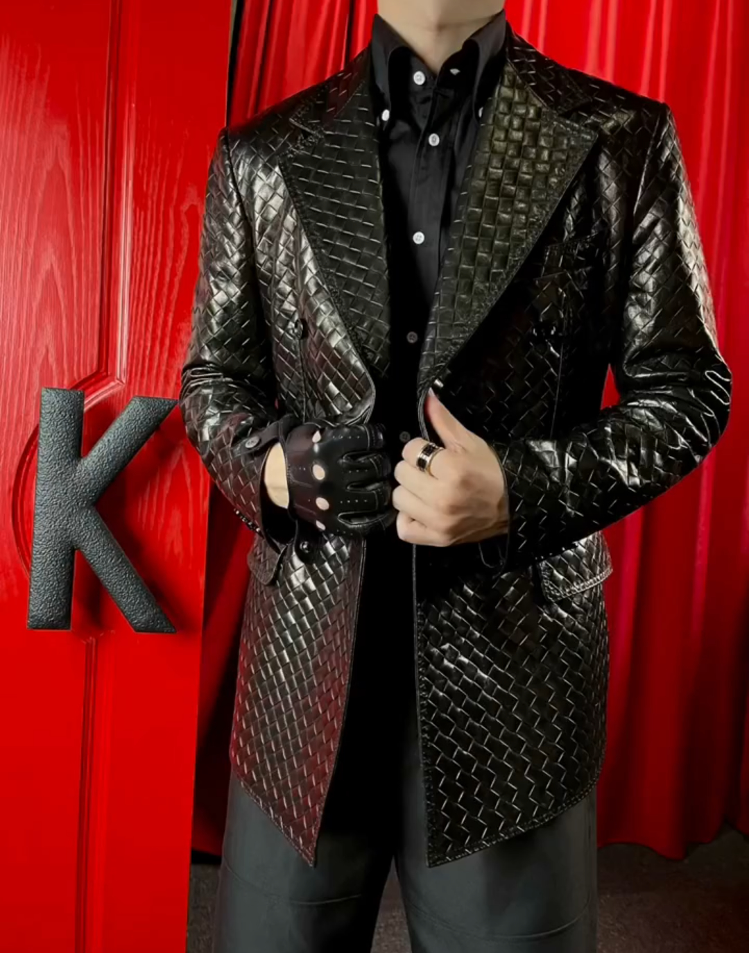 Lapel leather jacket