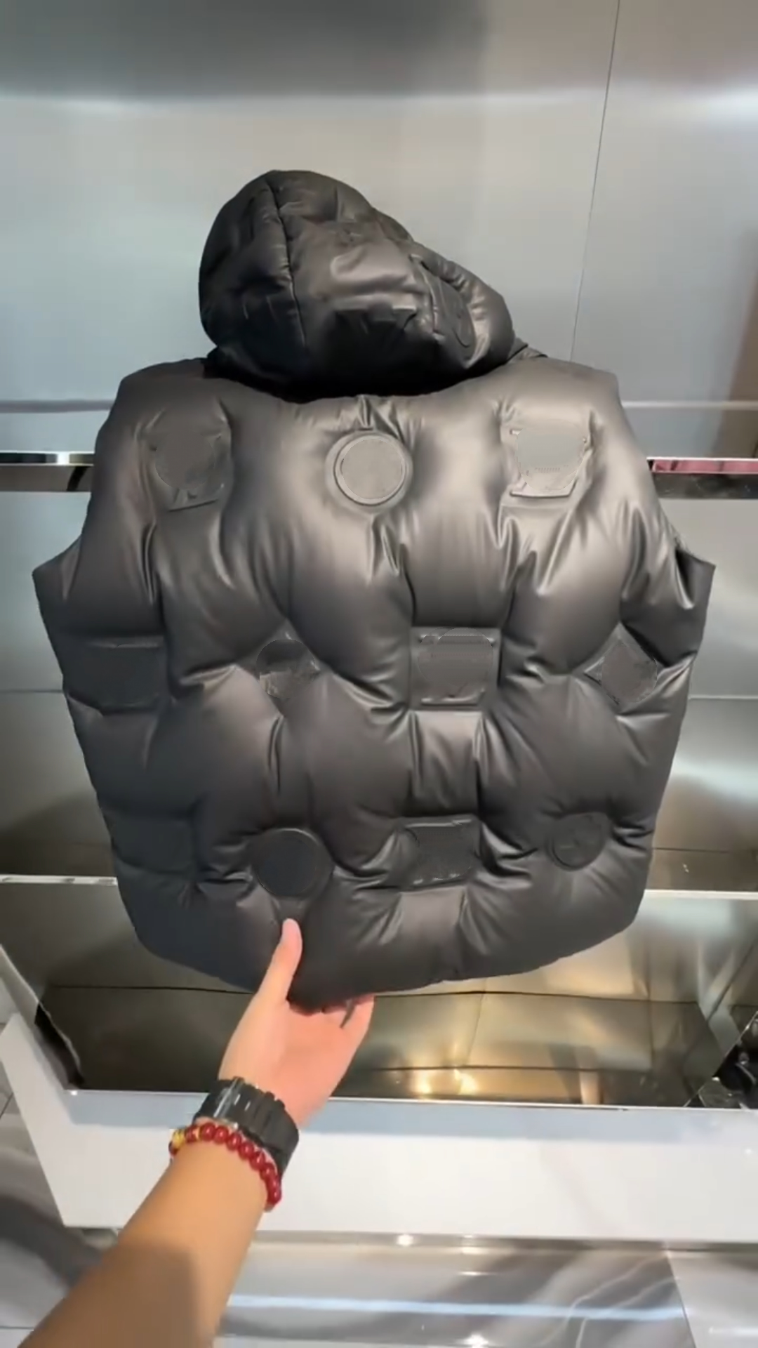 Down sleeveless vest