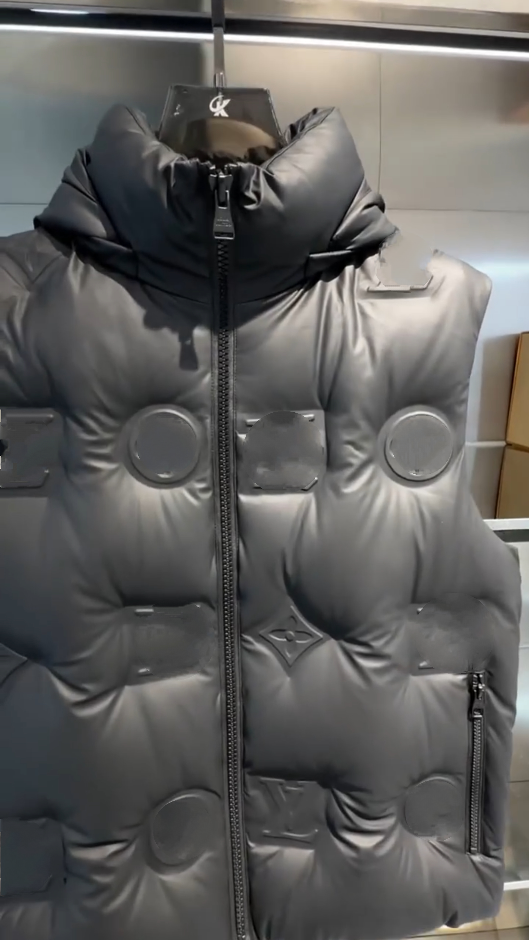 Down sleeveless vest