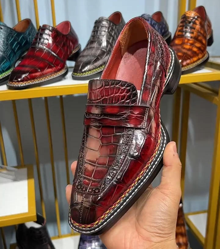 Luxury Men’s Crocodile Embossed  Leather Penny Loafers