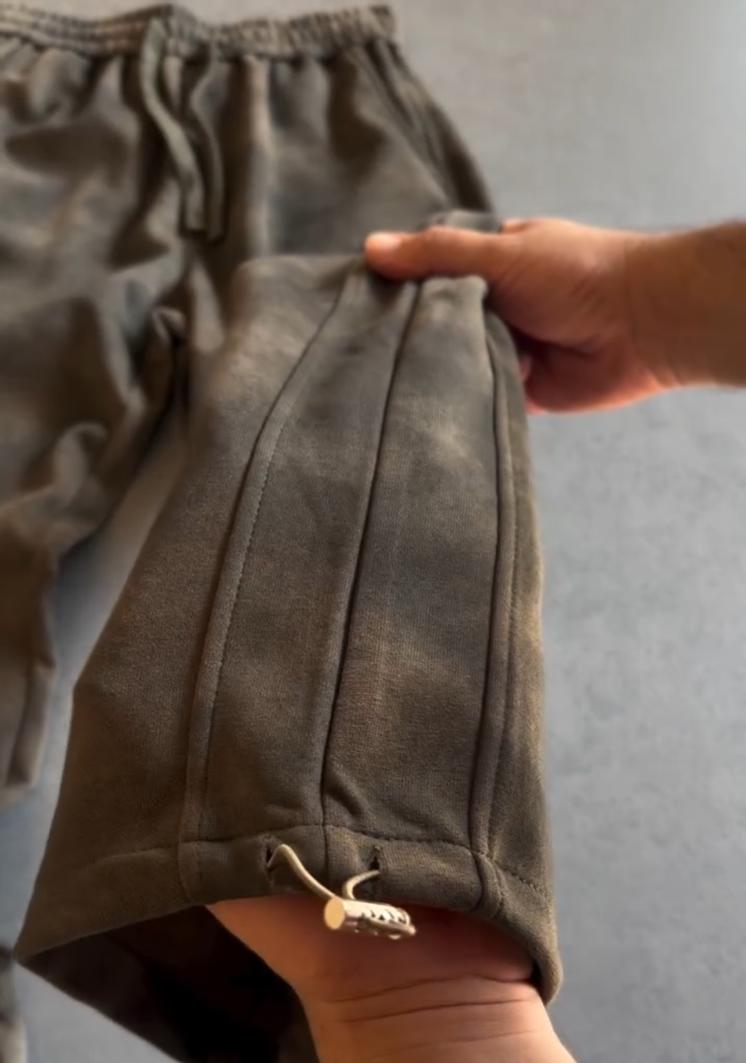 Straight-leg loose drawstring casual pants