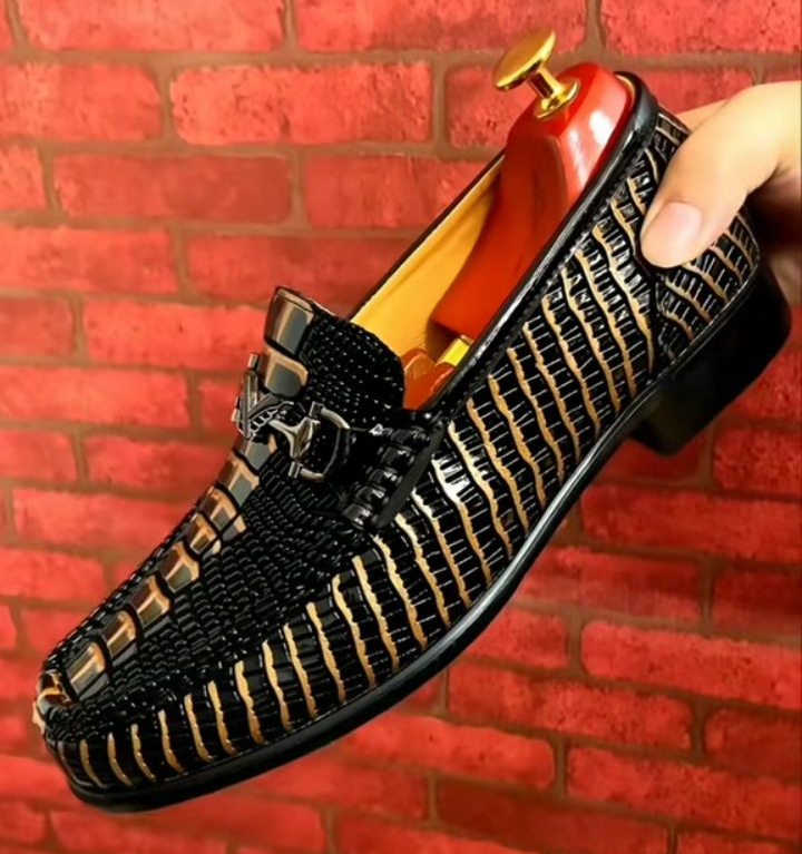 Men's Crocodile Pattern Leather Shoes