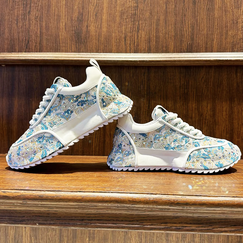 Fashionable men's casual shoes with full diamond fabric