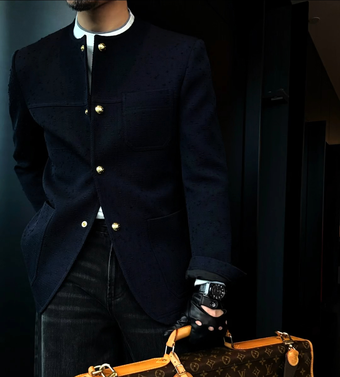 Round neck woolen coat