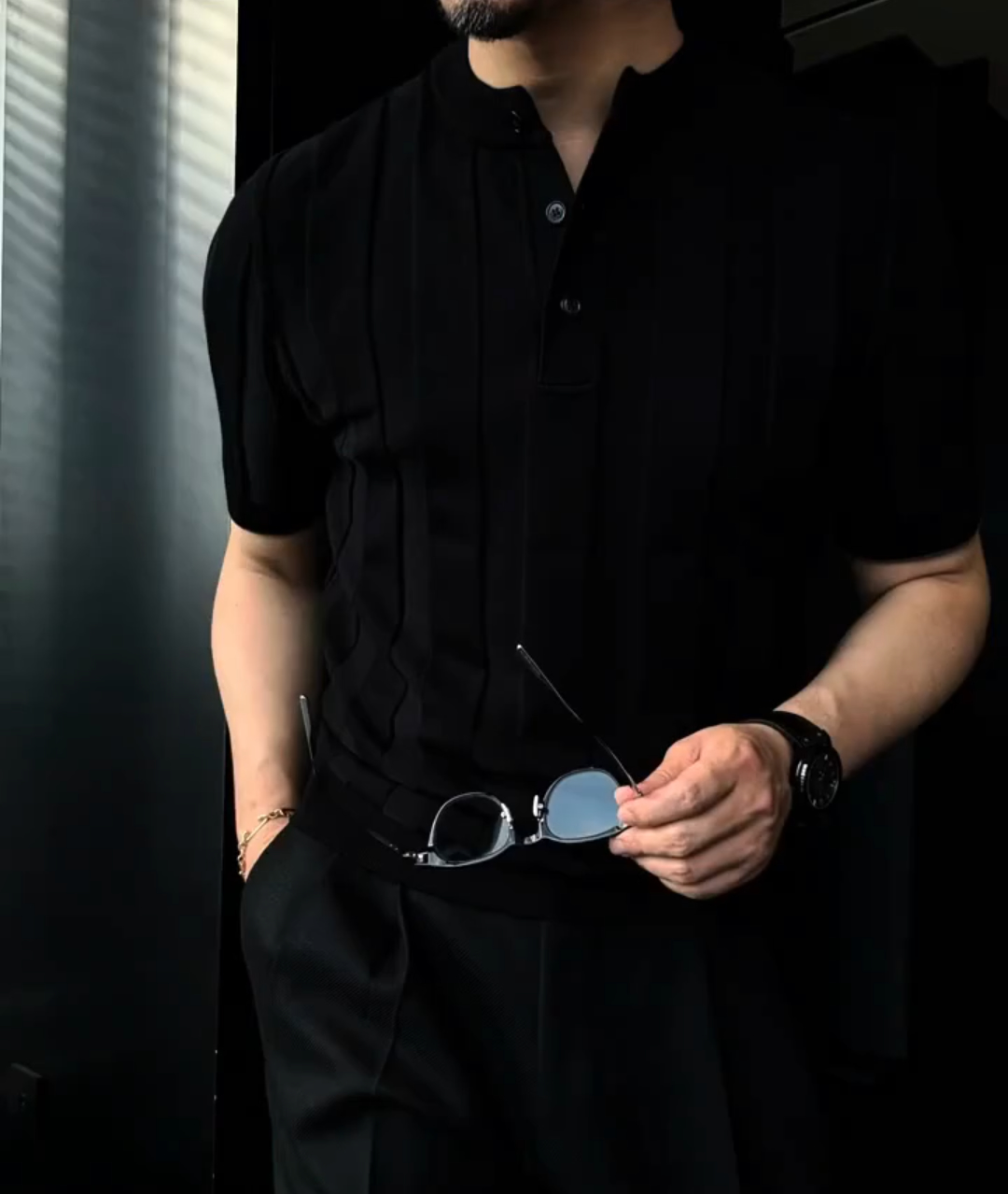 Vertical striped knitted T-shirt