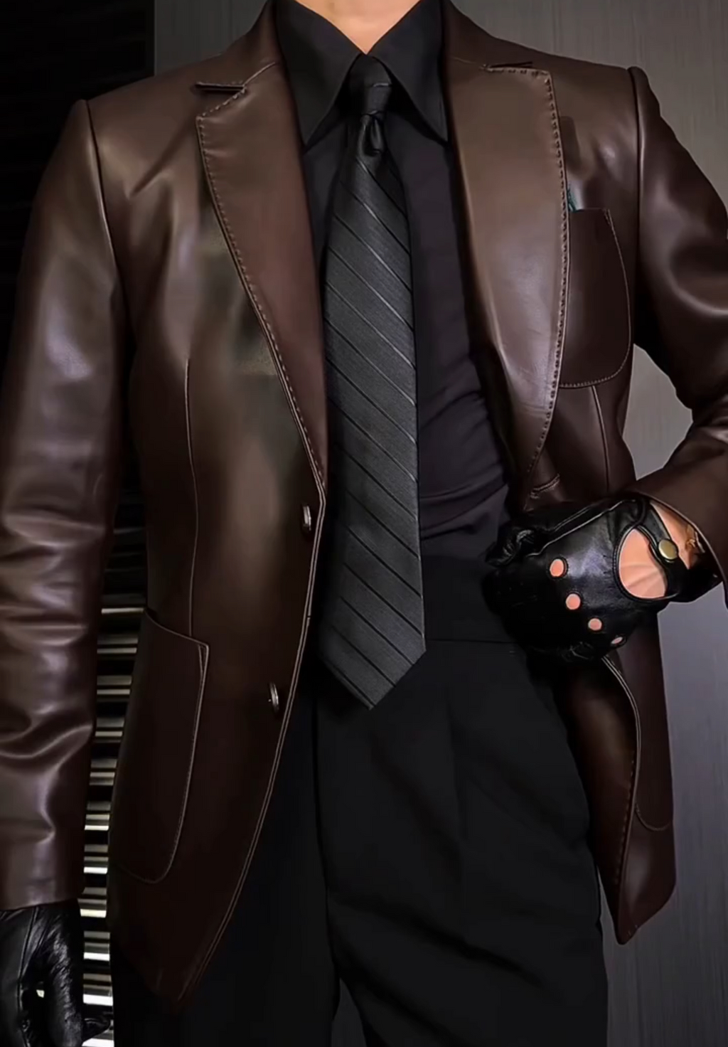 Slim-fit leather jacket